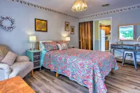 Charming Choteau Apartment: Central Location! - 3-Star