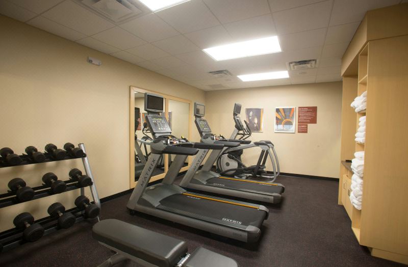 TownePlace Suites Lincoln North photo 4