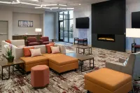 Hilton Garden Inn Visalia - Pools