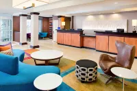 Fairfield Inn & Suites Jonesboro - parking