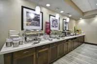Hampton Inn Blue Ash Cincinnati - breakfast