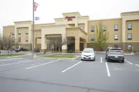 Hampton Inn Marshall - parking