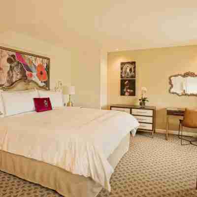 The Historic Cavalier Hotel and Beach Club, Autograph Collection Rooms