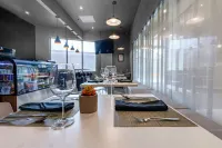 City Express Plus by Marriott Guadalajara Expo - جاكوزي