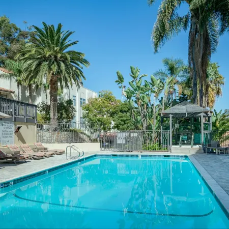 Catalina Canyon Inn