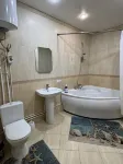 Abaia 61 Zamechatelnaya 4kh Komnatnaya Flat - 2성급