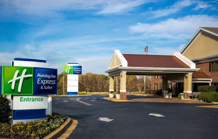 Holiday Inn Express & Suites CORINTH by IHG