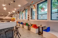 Meininger Hotel München Olympiapark - ที่มีอ่างอาบน้ำ