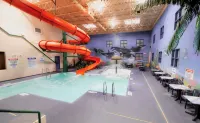 Canad Inns Destination Centre Garden City - Water Park