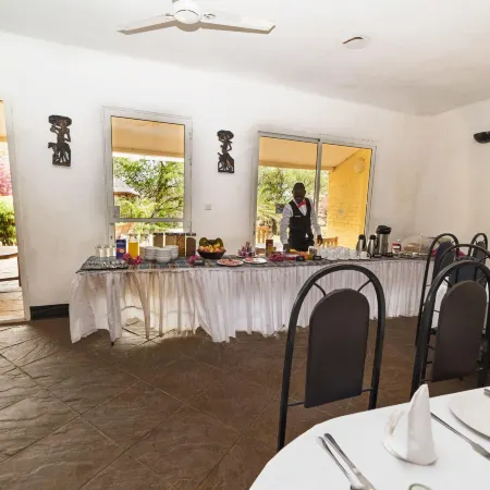 Safari Beach Lodge