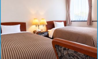 Ube Station Hotel