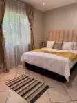 Awesome Family Home in Midrand - 2-نجوم