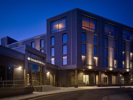 DoubleTree by Hilton Hull