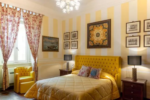 Regal House Anzio Manetti 16 - 3 stelle