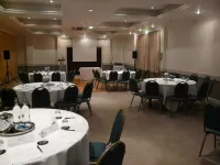 Holiday Inn Cardiff North M4 Jct 32 by IHG