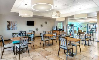 La Quinta Inn & Suites by Wyndham Tucumcari