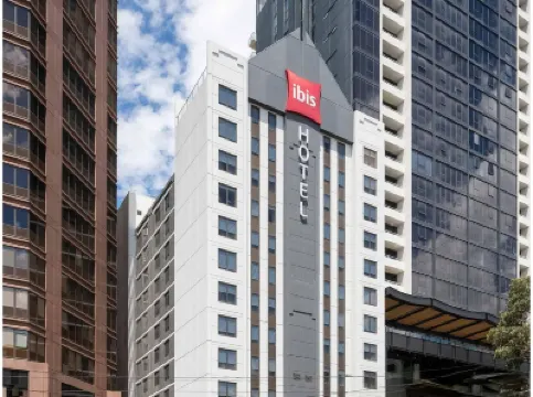 Ibis Melbourne Hotel and Apartments Hotels near State Library Victoria