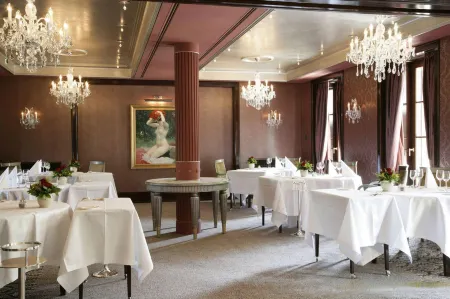 Wald & Schlosshotel Friedrichsruhe