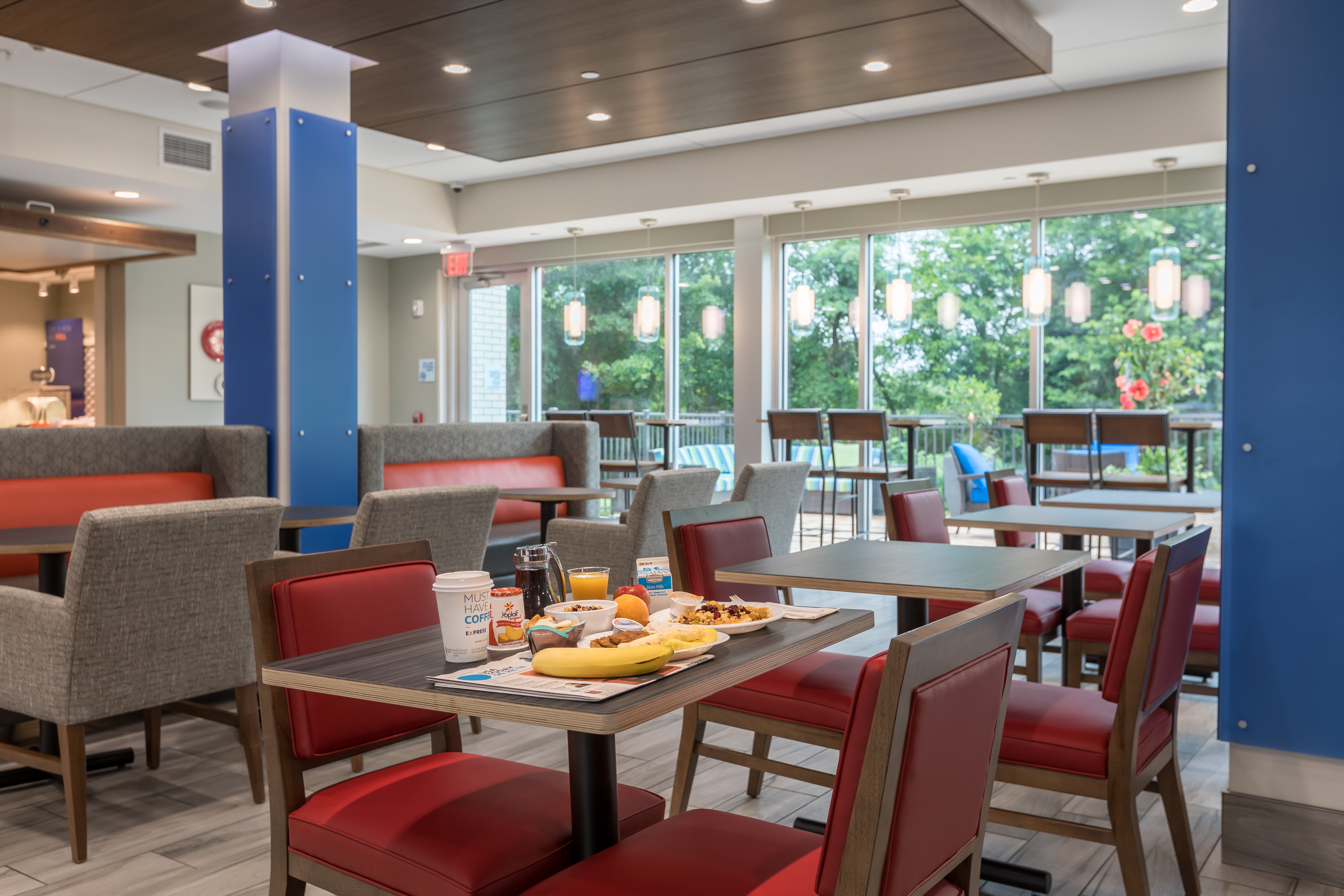 Holiday Inn Express & Suites Greenville S- Piedmont, an Ihg Hotel