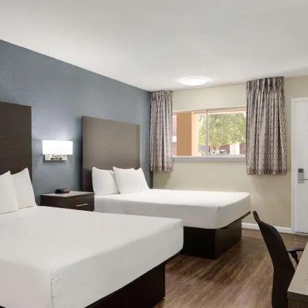 Days Inn by Wyndham Lawton