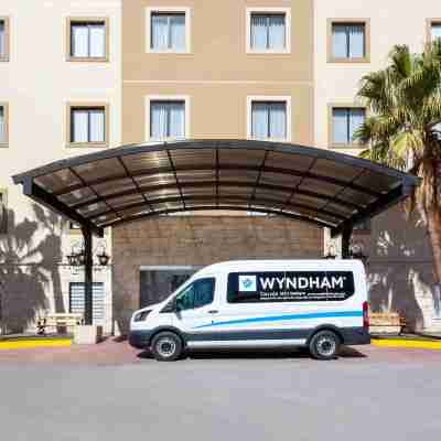 Wyndham Torreon Hotel Exterior