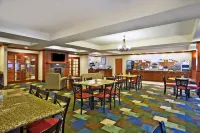 Holiday Inn Express & Suites EAST LANSING by IHG
