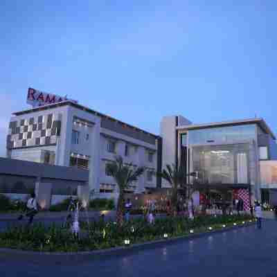 Ramada by Wyndham Gandhidham Shinay Hotel Exterior