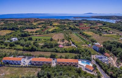 Surroundings Nice Home in Liznjan with Wifi and 2 Bedrooms Photo