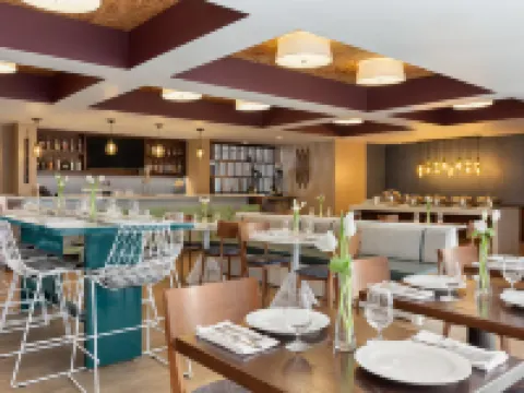 ダブルツリー バイ ヒルトン キャンベル - プルーンヤード プラザ キャンベルのホテル