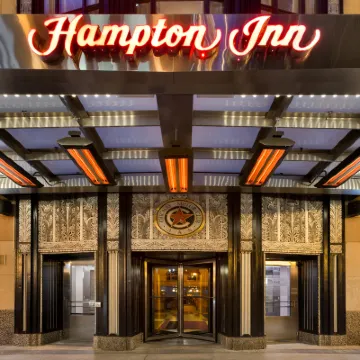Hampton Inn Chicago Downtown/N Loop/Michigan Ave Hotels near Cloud Gate