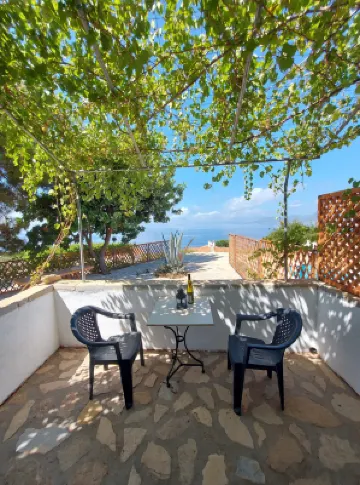 Beautiful House Located on a Hill in Samos Island, 400 m from an Organized Beach