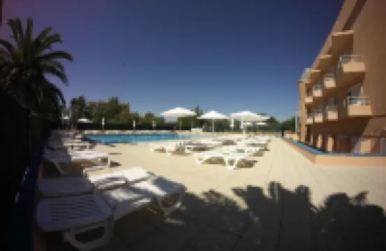 Nautilus Hotel