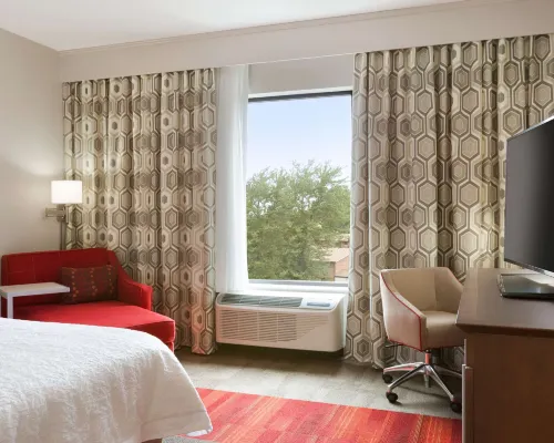 Hampton Inn North Olmsted Cleveland Airport Zimmer Photos