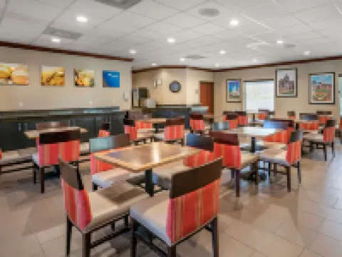 Comfort Inn & Suites St Louis-O'Fallon Hotels in St. Charles County