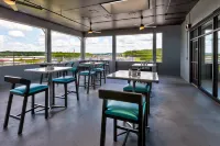 Holiday Inn COOKEVILLE by IHG - breakfast