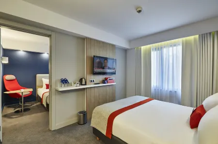 Holiday Inn Express Istanbul - Atakoy Metro