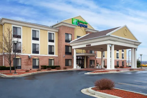 Holiday Inn Express & Suites MARTINSVILLE-BLOOMINGTON AREA by IHG