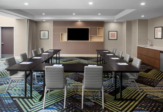 홀리데이 인 익스프레스 객실 전경