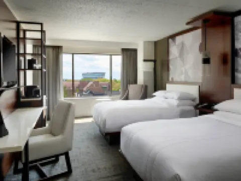 マリオット イースト ランシング アット ユニバーシティ プレイス ランシングのホテル