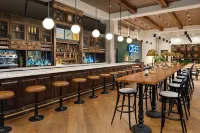 Origin Lexington, a Wyndham Hotel - بار