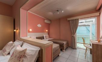 Ouzas Luxury Hotel