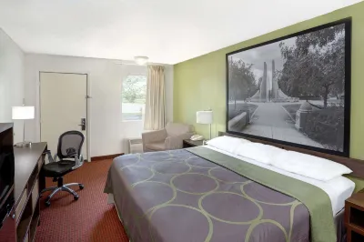 Super 8 by Wyndham Lafayette / Purdue Area Hotels in Lafayette