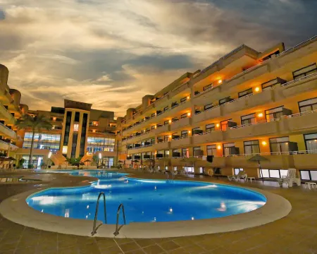 Aparthotel Advise Reina Hoteles en Vera