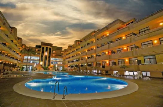 Aparthotel Advise Reina