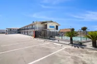 加利福尼亞摩雷諾谷 - 佩里斯 6 號汽車旅館 Walgreens附近的飯店