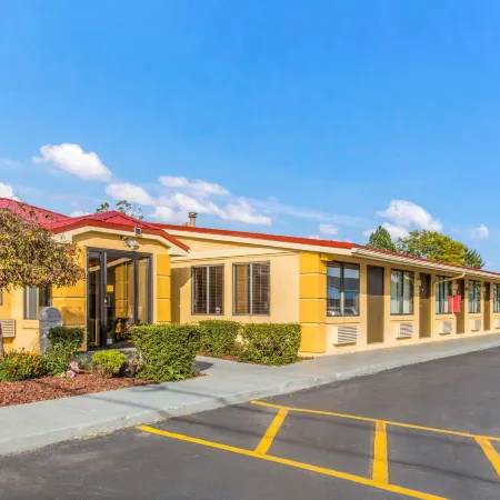 Econo Lodge