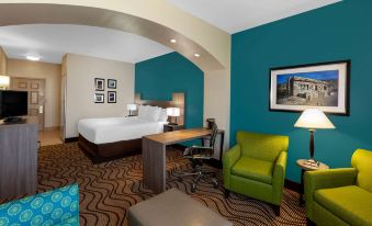 La Quinta Inn & Suites by Wyndham Midland North