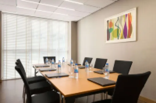 Tryp by Wyndham Abu Dhabi City Center