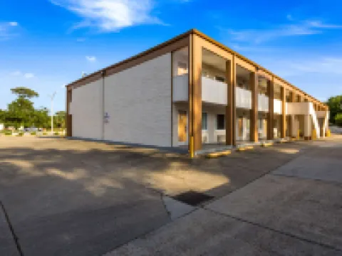 Econo Lodge Little Creek Hotels in Norfolk