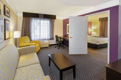 La Quinta Inn & Suites by Wyndham Phoenix Scottsdale Hotels in Fountain Hills